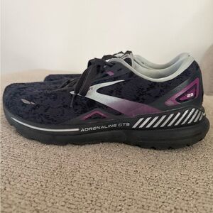 Brooks Women's Adrenaline GTS Shoes - Black and Pink
